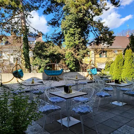 Ξενοδοχείο Arthotel Ana Gold 3*