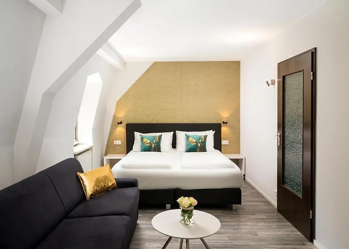 ホテル Arthotel Ana Gold 3*